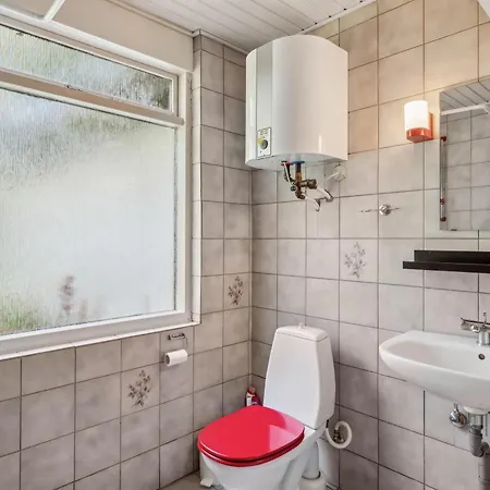 Cozy Two-storey In Peaceful Nature Close To And Attractions In Djursland Feriehus Kolind