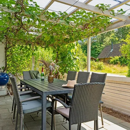 Cozy Two-storey In Peaceful Nature Close To And Attractions In Djursland